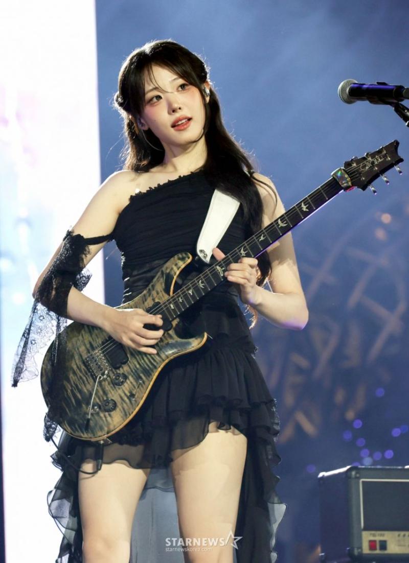 QWER 히나