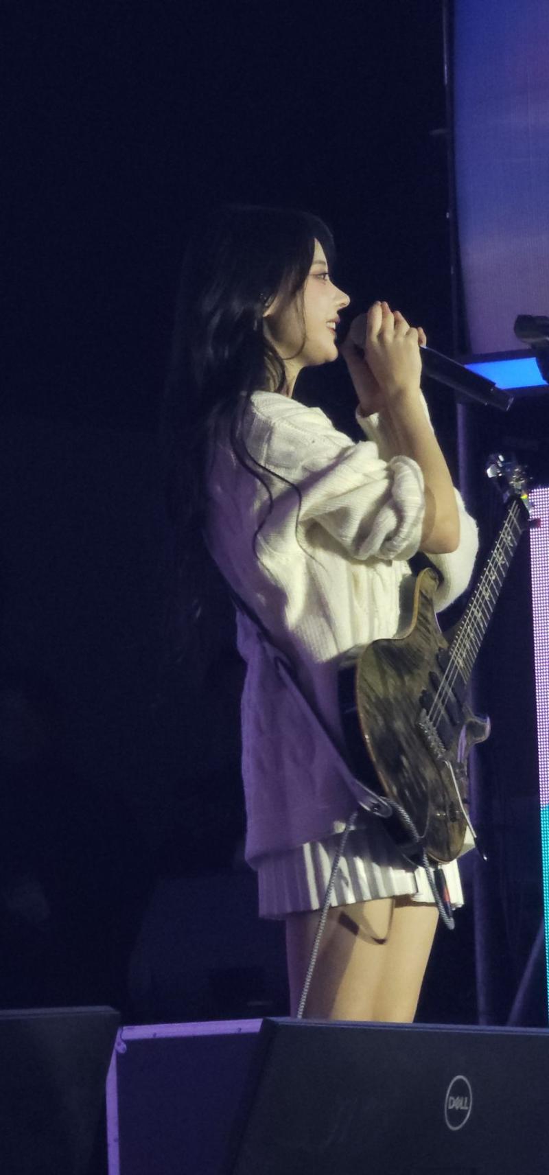 QWER 히나