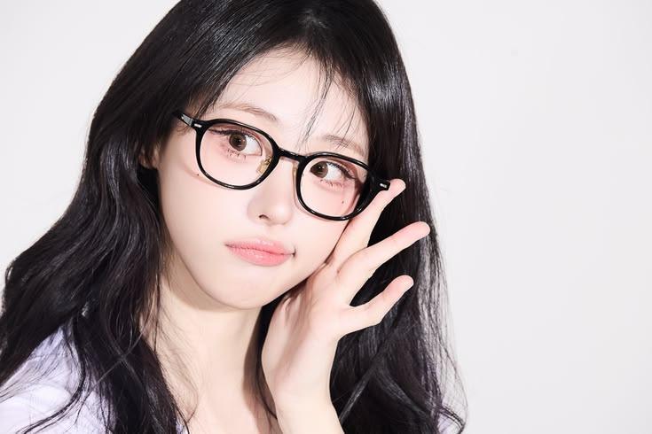 QWER 히나