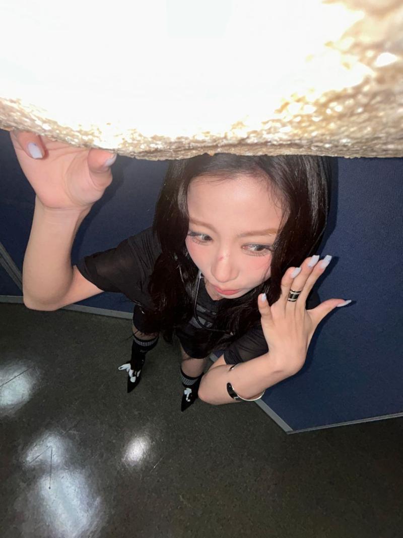 배드빌런 클로이영, 윤서