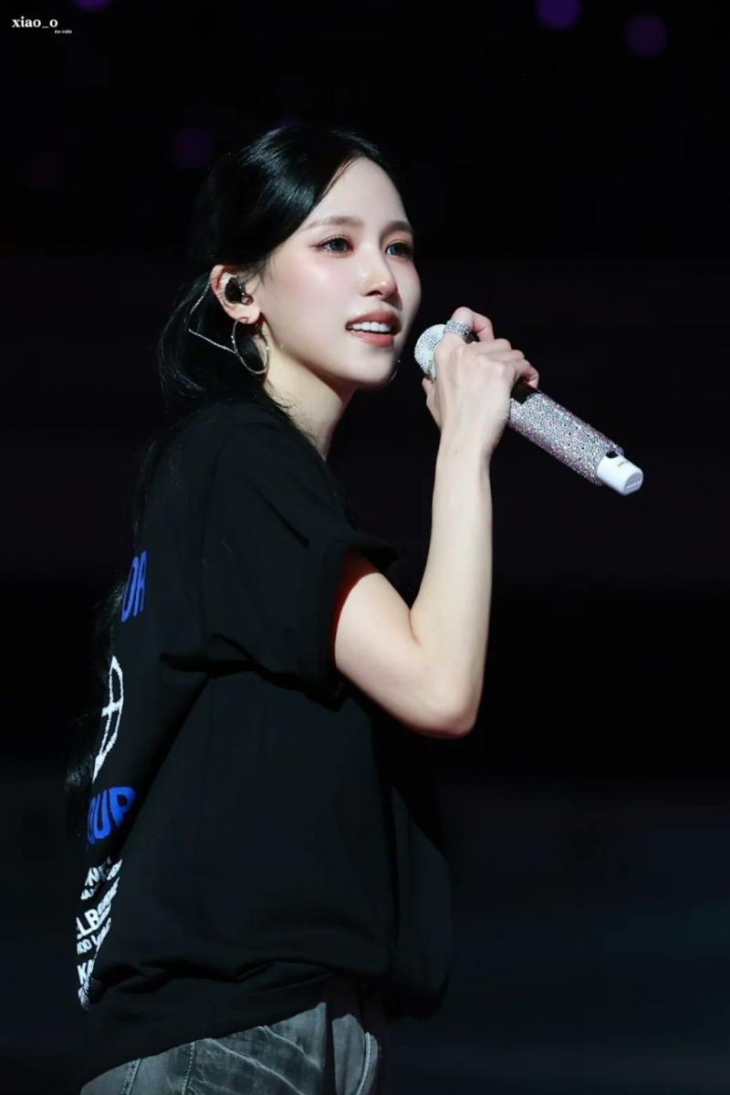 트와이스 미나 -단아한 아름다움