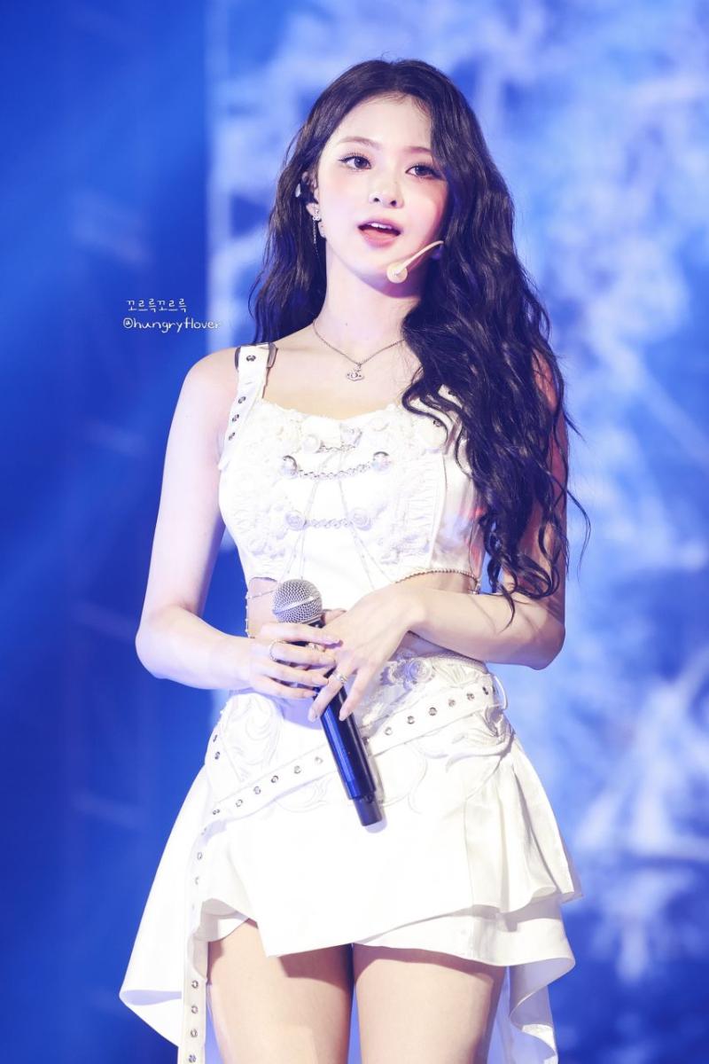 프로미스나인 이나경