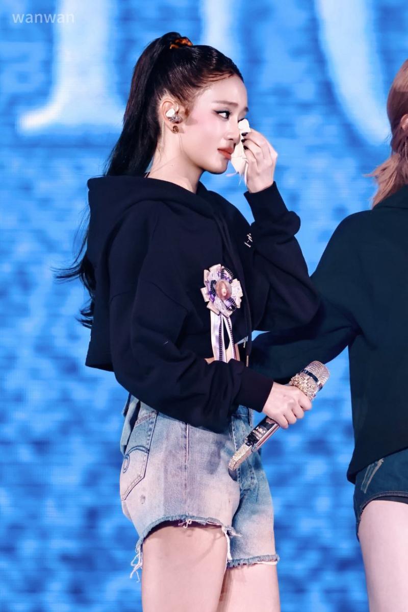 콘서트 도중 눈물 터진 민니 (아이들)