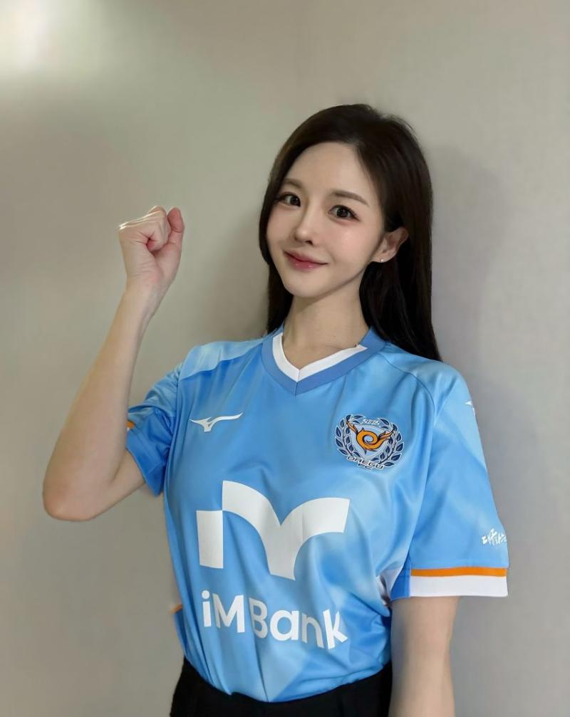 김효진 아나운서