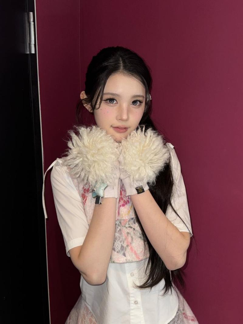 하츠투하츠 에이나