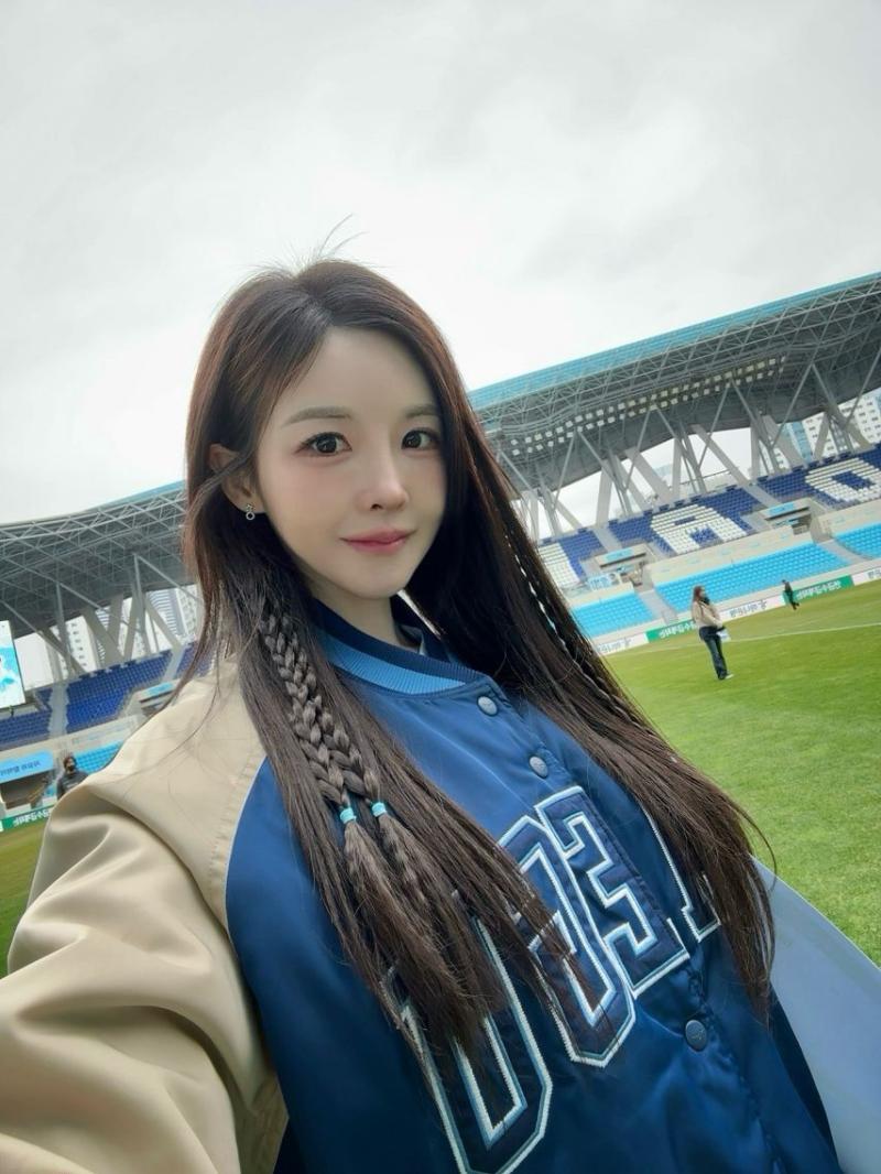 김효진 아나운서