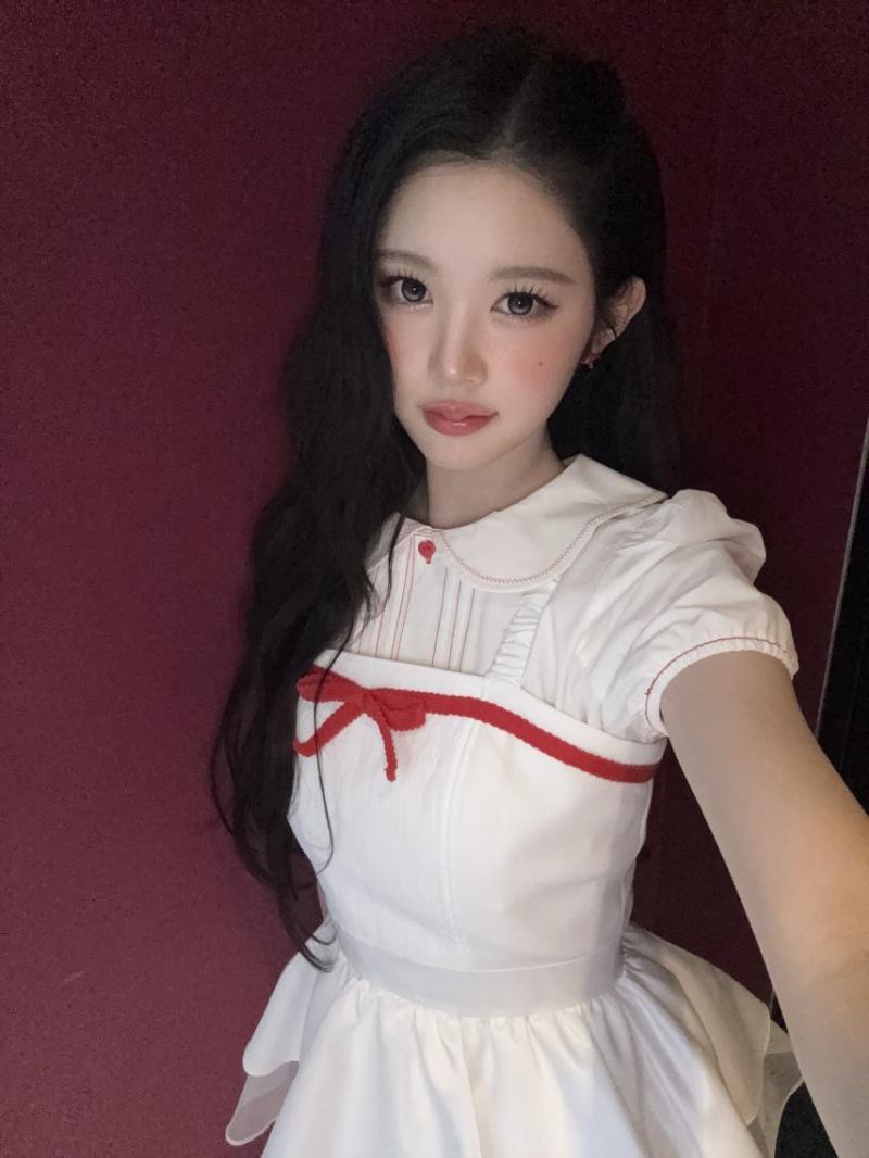 하츠투하츠 에이나