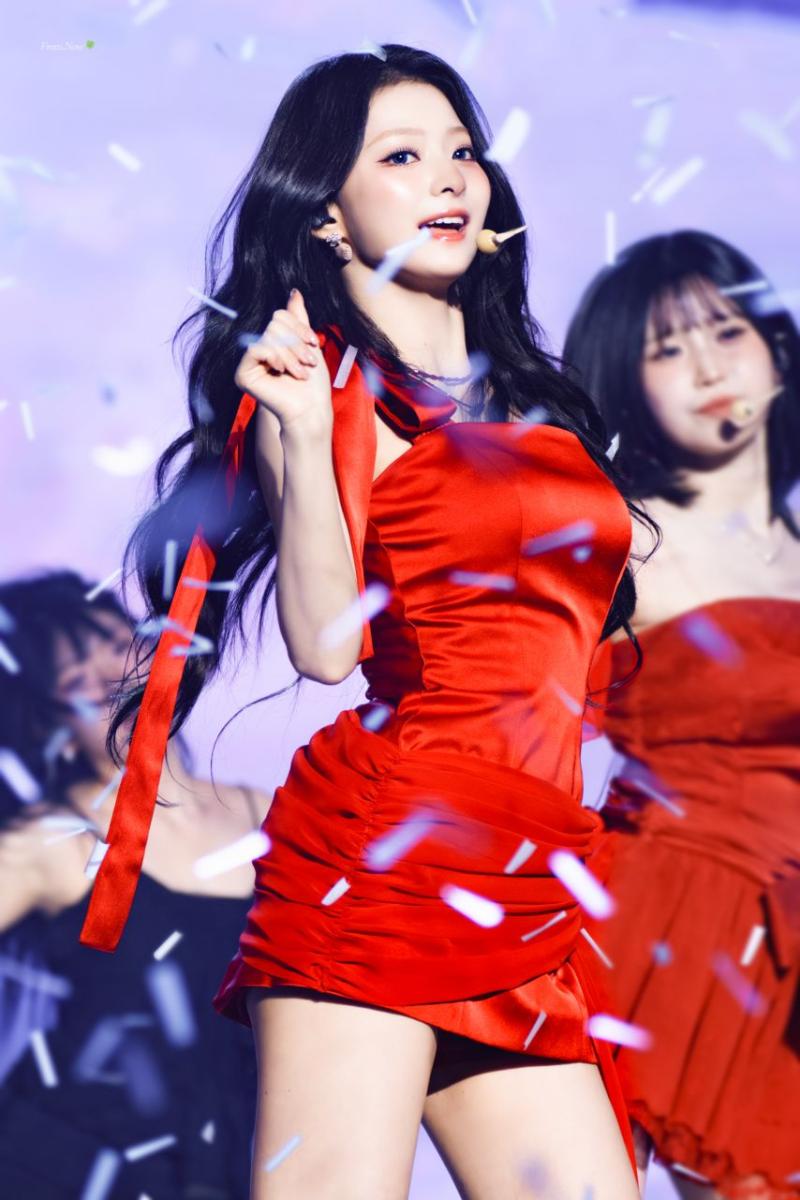 프로미스나인 이나경