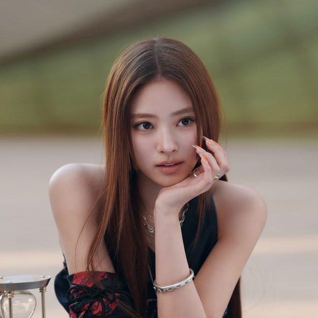 미야오(MEOVV) 안나