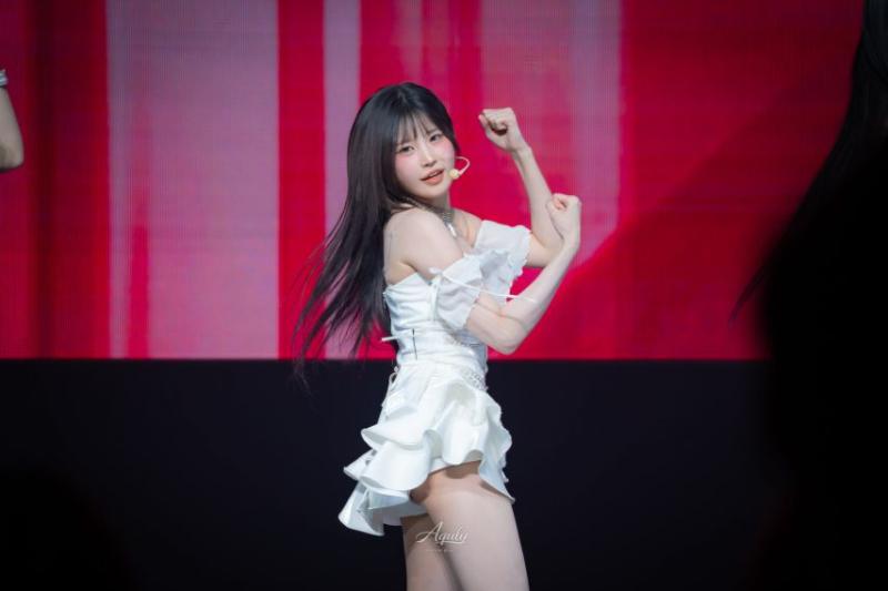 프로미스나인 송하영