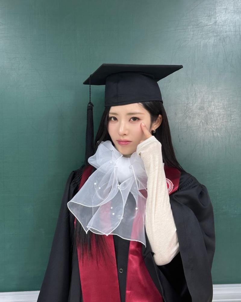 프로미스나인 박지원