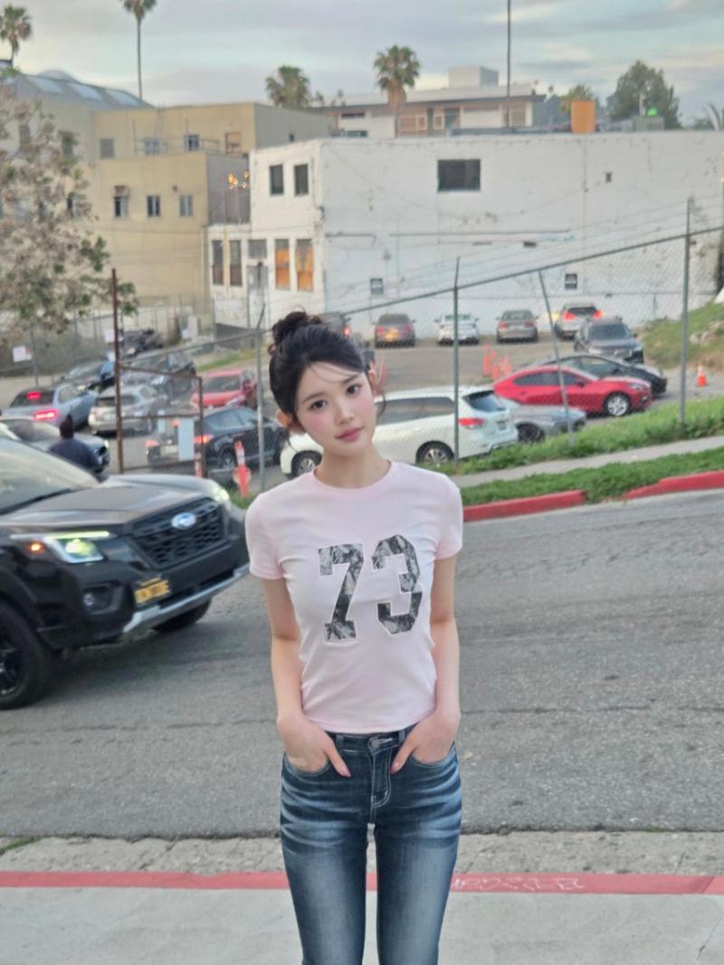 하츠투하츠 에이나