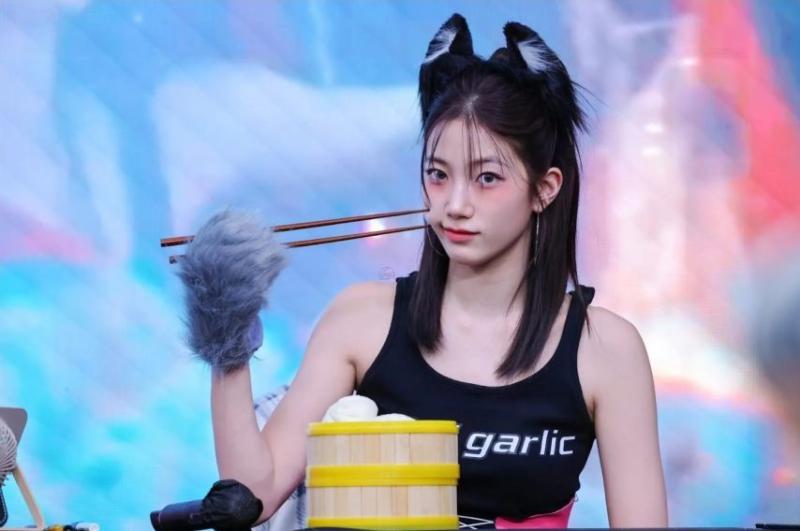 르세라핌 카즈하