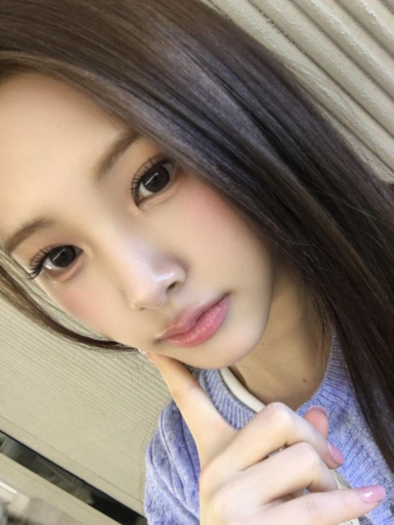 베이비돈크라이 이현