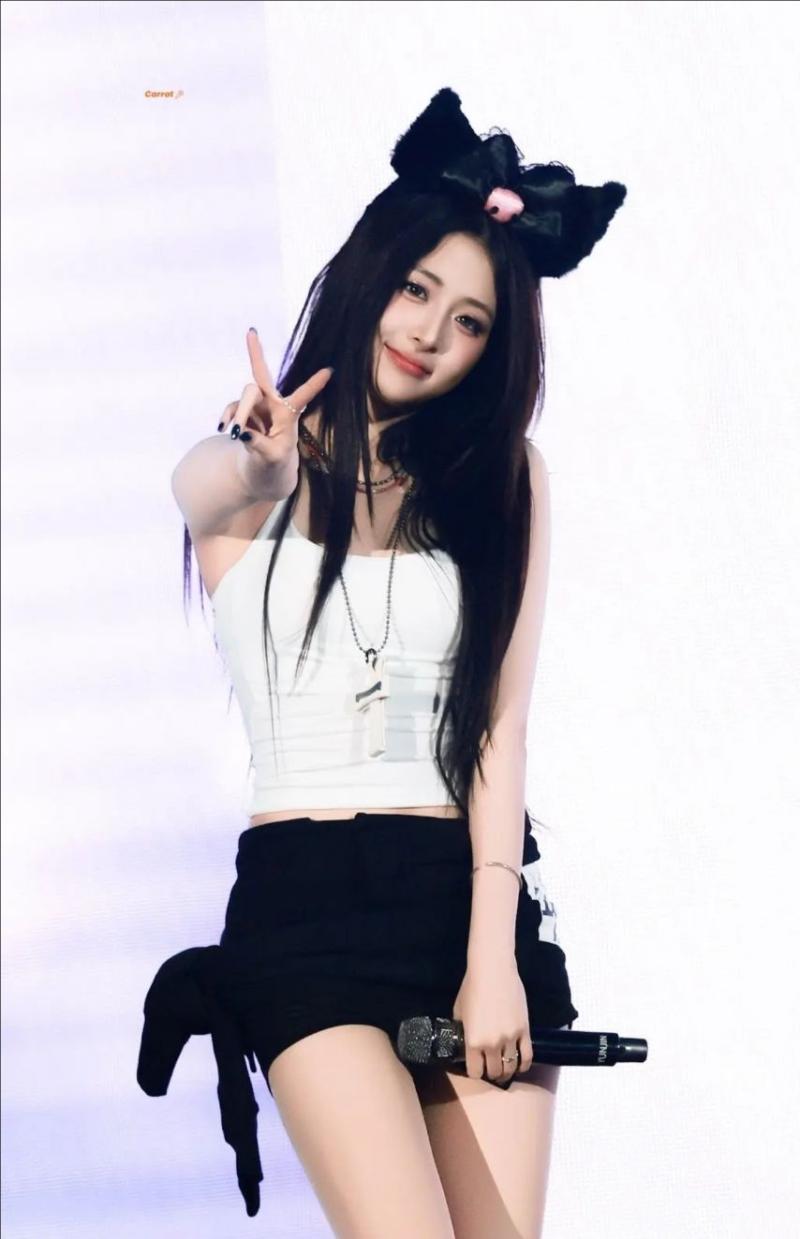 르세라핌 허윤진