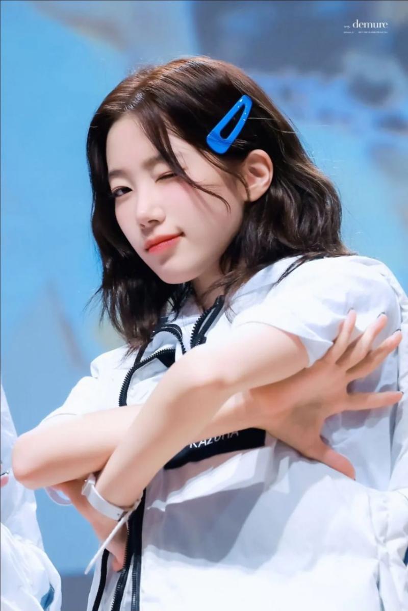 르세라핌 카즈하