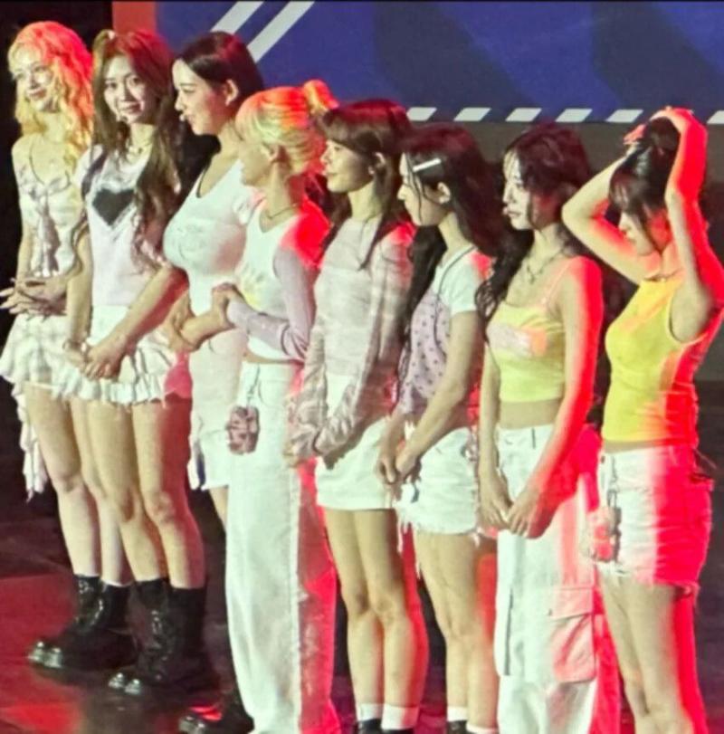 혼자만 그림이 다른 걸그룹 멤버