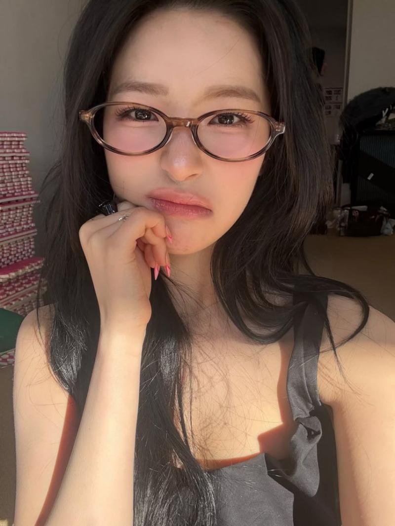 프로미스나인 백지헌