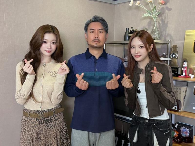 꼰대희, 빌리 츠키, 문수아