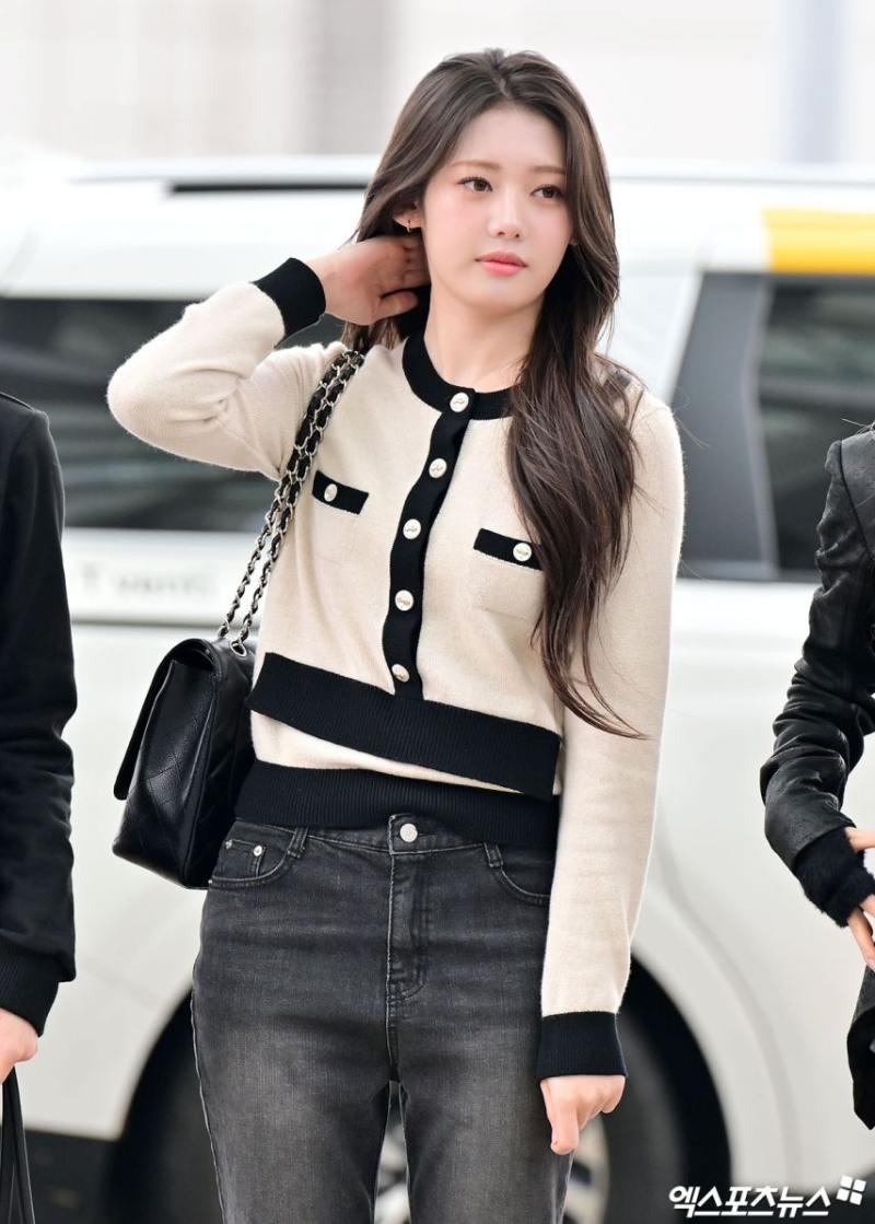 베이비몬스터 로라