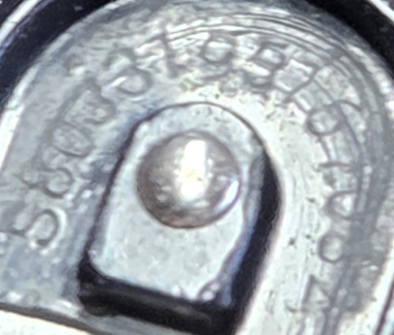 맞추시는 분께 20만 포인트 쏘겠습니다. 눈썰미 좋으신 분 보시고 숫자 좀 알려주세요…