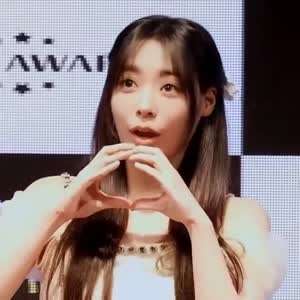 QWER 시연