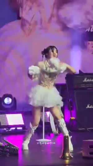 QWER 시연