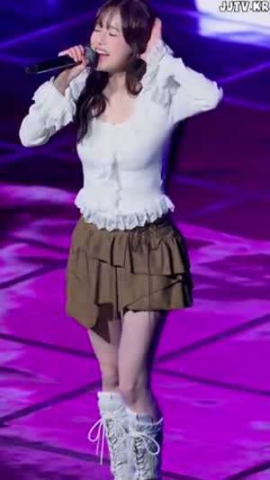 골지 흰티 츄 CHUU