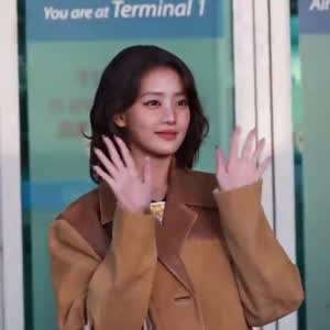 오늘자 메이크업 반응 좋다는 아이들 민니.MP4