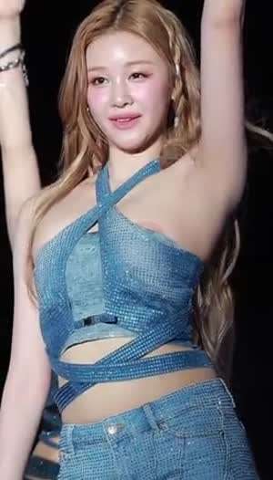 베이비몬스터 파리타 니플패치 노출.mp4