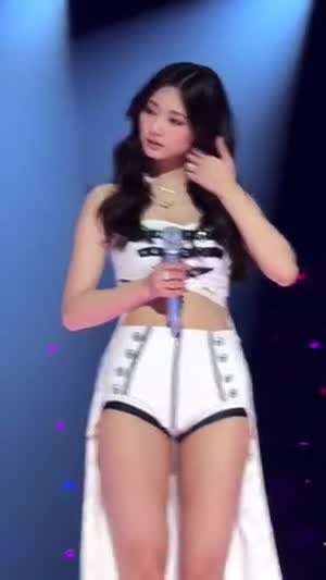 1열 바로 앞에서 바라보는 트와이스 쯔위