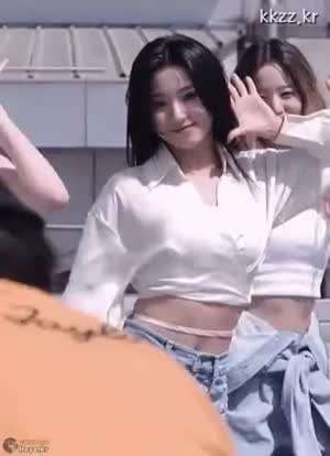 프로미스나인-이새롬