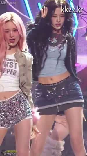 크롭티 배꼽 아이브 안유진