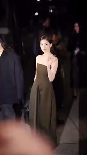 LE SSERAFIM (르세라핌) 카즈하