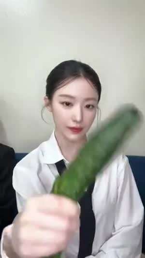 아이들 소연 슈화 오이를?!