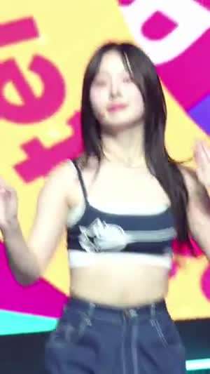 탱크탑 농담곰 엔믹스 오해원