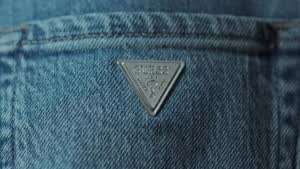 수지 GUESS게스 등