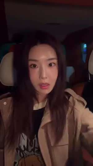 브브걸 유나는 다시 단발좌.mp4