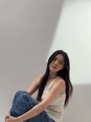 김지은