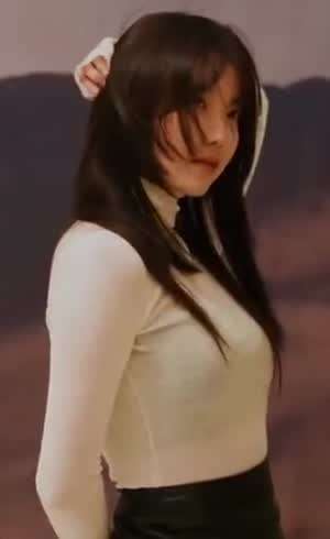 아이유 시크 & 큐티한 매력