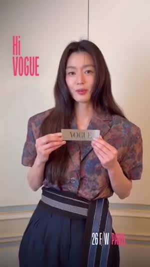 오늘자 프랑스 파리 루이비통쇼 배우 전지현.MP4