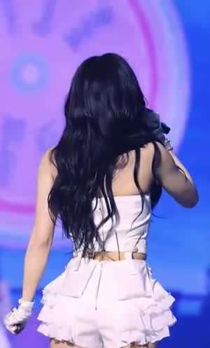 프로미스나인 박지원 화이트 코르셋 프릴치마 요망한 허벅지