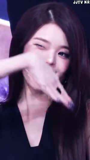 블랙 수트 민소매 조끼 얼빡 미모 아이브 장원영