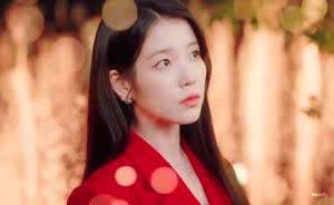 아이유 21세기 대군부인 1차 티저 . GIF