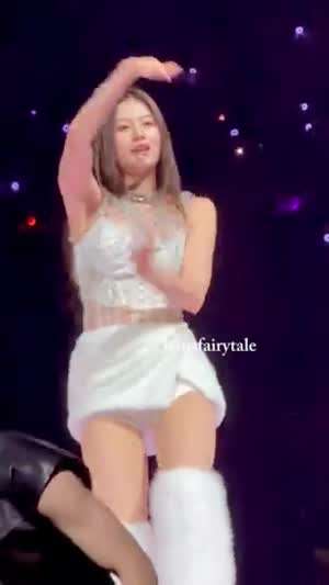 요망한 보석 장식 란제리 코르셋 의상 트와이스 사나