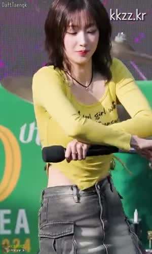 영어에 눈이 가는 하이키 리이나