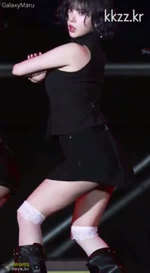 찰진 허벅지 비비지 은하