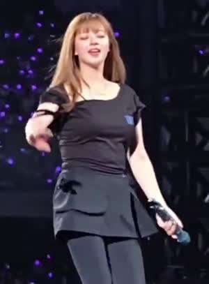 TWICE  정연 돌아왔네