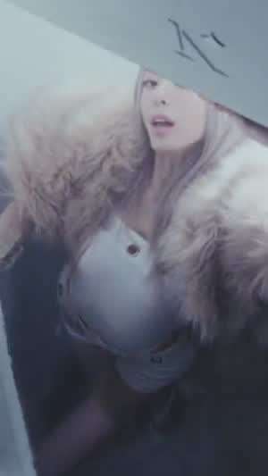 백발 ITZY 유나 흰 모노키니 + 흰 핫팬츠 슬렌더 몸매 - 'Ice Cream'.mp4