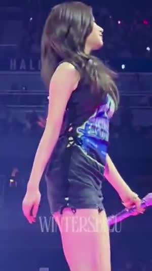 트와이스 사나.gif